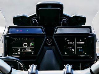 2021年 TRACER9 GT ABS（メーター表示イメージ）