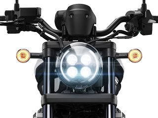 2021年 REBEL 1100  DCT（ヘッドライト点灯イメージ）