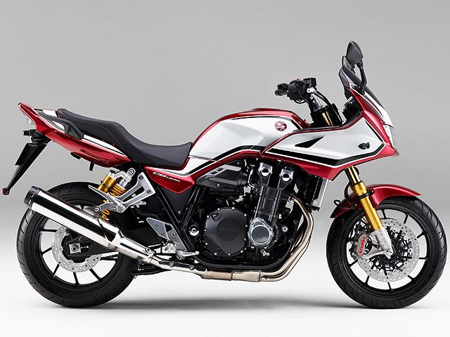 ホンダ Honda Cb1300スーパーボルドール Cb1300sb Cb1300 Super Bol D 039 Orの型式 諸元表 詳しいスペック バイクのことならバイクブロス