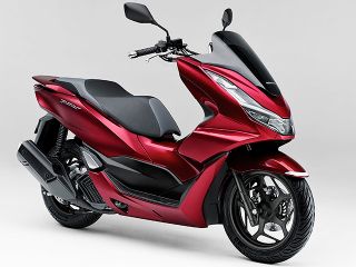 2021年 PCXキャンディラスターレッド