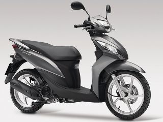 2014年 VISION110Moondust Silver Metallic
