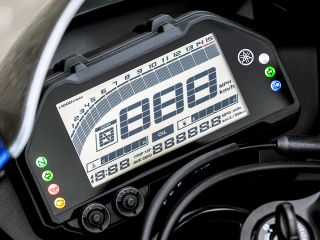 2021年 YZF-R25 ABS（メーター表示イメージ）