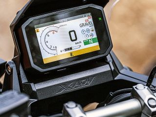2021年 X-ADV（メーター表示イメージ）