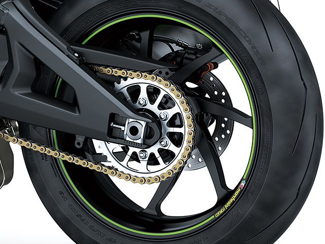 カワサキ（KAWASAKI） ニンジャZX-10RR | Ninja ZX-10RRの型式