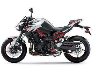 2022年 Z900（サイドビュー）