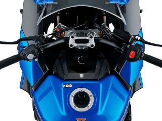 2022年 GSX-S1000GT（ハンドルまわりイメージ）