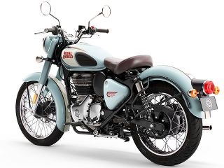 2022年 Classic350 Halcyon（リアビュー）