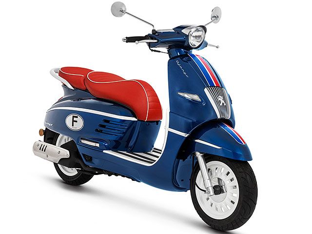 2022年 Django125 Tricolore トリコロール（カタログメイン）