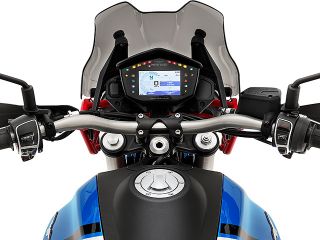 2023年 V85 TT（ハンドルまわりイメージ）
