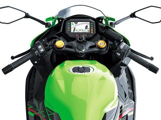 2024年 Ninja ZX-4RR KRT Edition（ハンドルまわりイメージ）