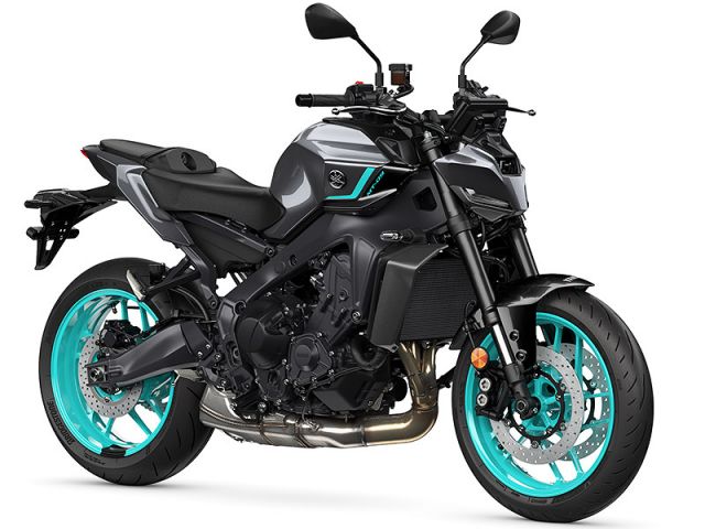 2024年 MT-09 Midnight Cyan（カタログメイン）