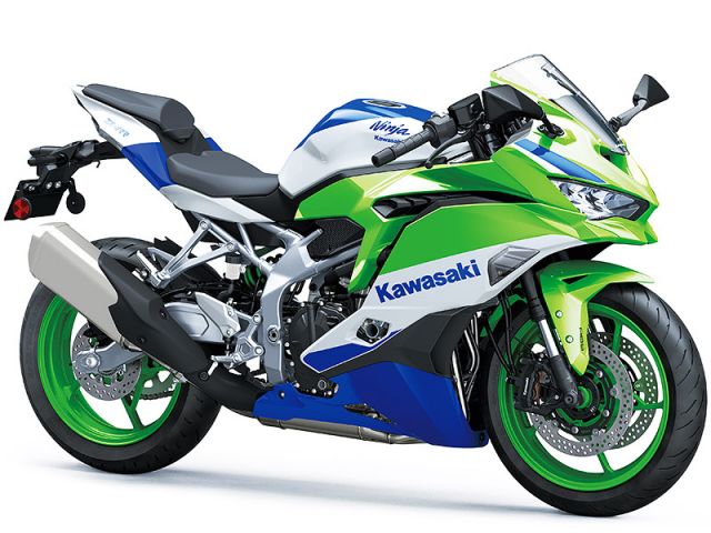 2024年 Ninja ZX-4RR 40th Anniversary Edition ライムグリーン×パールクリスタルホワイト(カタログメイン)