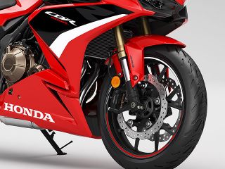 2022年 CBR500R（倒立フォーク/ダブルディスクブレーキ）