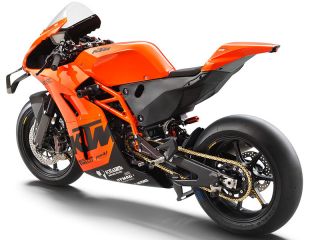 2022年 RC 8C