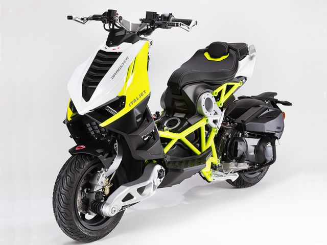 2024年 DRAGSTER 300 （カタログメイン）