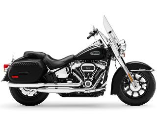 2022年 FLHCS Softail Heritage Classic 114ブラック （クロームトリム/キャストホイール）