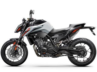 2022年 790 DUKE（サイドビュー）