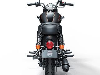 2024年 Bullet 350 Premium（リアビュー）