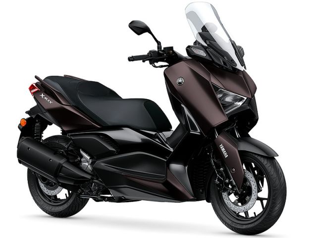 2024年 XMAX 250ABS マットダークレディッシュグレーパール1(カタログメイン)