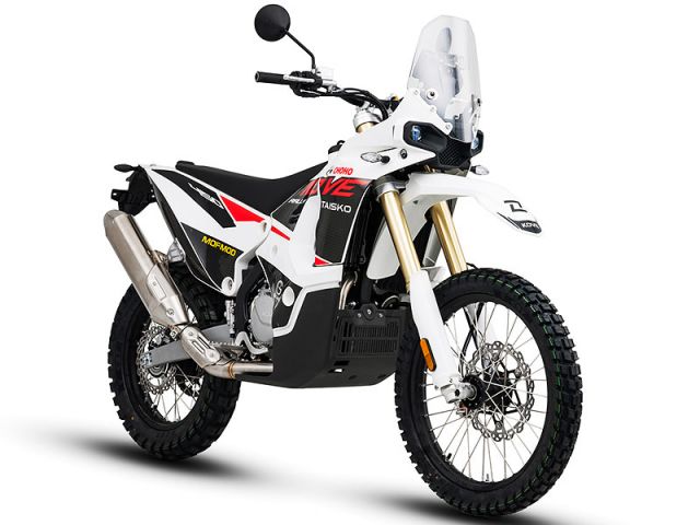 2025年 450 RALLY BLACK/WHITE（カタログメイン）