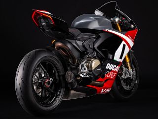 2025年 Panigale V2 Super Quadro Final Edition（リアビュー）