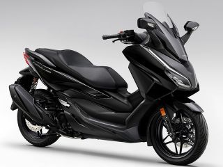 2025年 FORZA350Pearl Nightstar Black