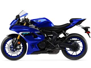 2025年 YZF-R7（サイドビュー）