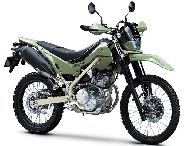 2025年 KLX230 SHERPA ミディアムスモーキーグリーン（カタログメイン）