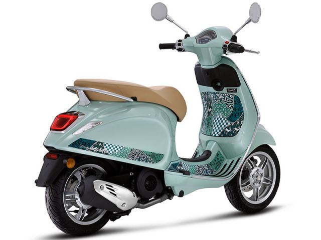 ベスパ（Vespa） プリマベーラ125バティック | Primavera 125 Batikの