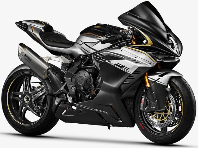 2025年 F3 800 COMPETIZIONE SATIN METALLIC CARBON BLACK/SATIN INTENSE SILVER（カタログメイン）