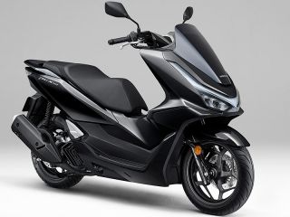 2025年 PCX160パールマゼラニックブラック