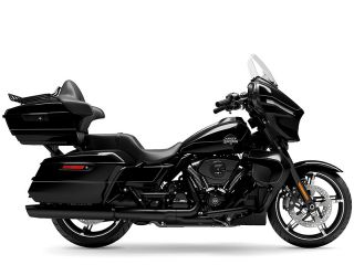 2025年 FLHXU Street Glide Ultraビビッドブラック（ブラックトリム）