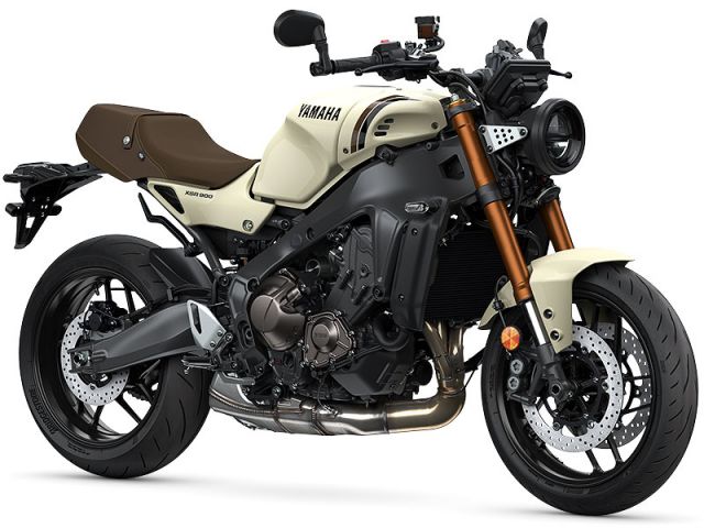 2025年 XSR900 ABS セラミックアイボリー（日本限定色）（カタログメイン）