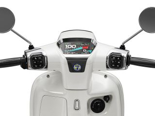 2025年 GT125S ELEGANCE EDITION（ハンドルまわりイメージ）