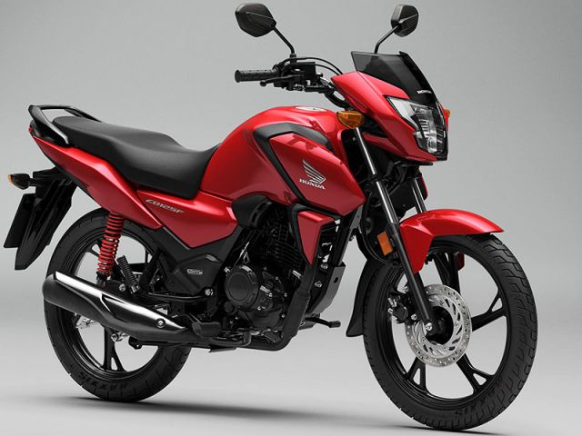 2026年 CB125F Imperial Red Metallic（カタログメイン）
