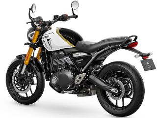 2026年 Speed 400（リアビュー）