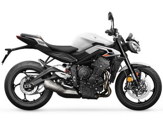 2025年 Street Triple R