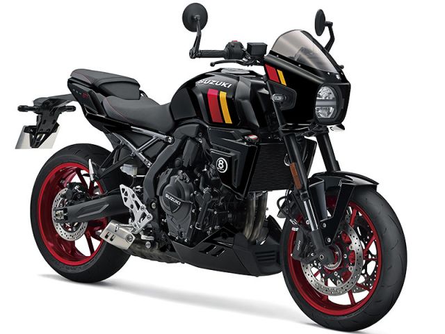 2026年 GSX-8TT Glass Sparkle Black（カタログメイン）
