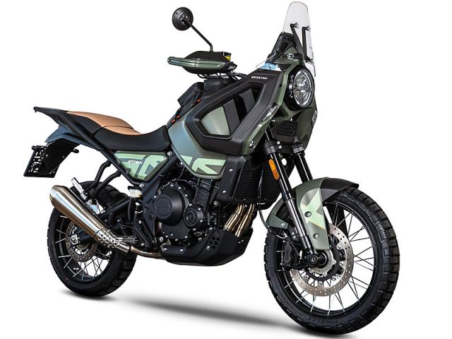 2025年 CROSSFIRE 500 STORR Sage Green matt（カタログメイン）