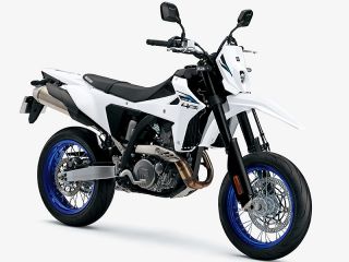 2025年 DR-Z4SMソリッドスペシャルホワイトNo.2