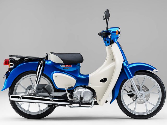 2026年 Super Cub 110 グリントウェーブブルーメタリック(カタログメイン)