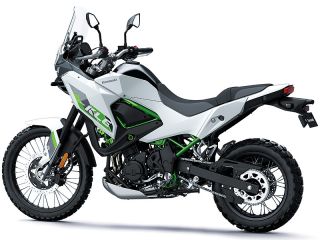 2026年 KLE500 SE（リアビュー）