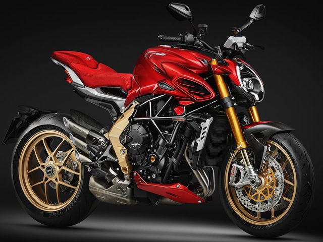 2026年 BRUTALE Serie Oro PEARL SHOCK RED/AGO SILVER（カタログメイン）