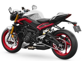 2026年 Street Triple765 RX（リアビュー）