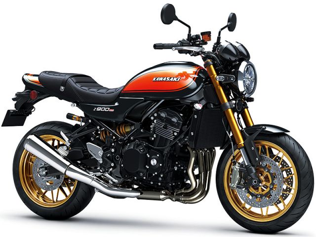 2026年 Z900RS SE メタリックスパークブラック（カタログメイン）