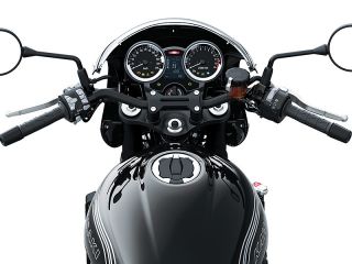 2026年 Z900RS CAFE（ハンドルまわりイメージ）