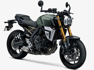 2026年 GSX-8Tマットスティールグリーンメタリック