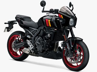 2026年 GSX-8TTグラススパークルブラック