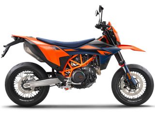 2026年 690 SMC R（サイドビュー）