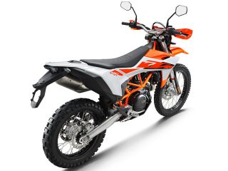2026年 690 ENDURO R（リアビュー）